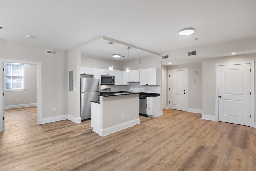 Primary Photo - Reservoir Landing Apartments