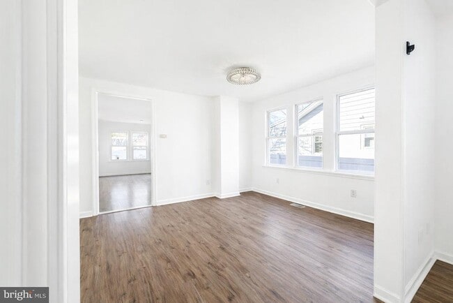 Building Photo - 608 Bethel Ave