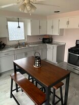 Building Photo - 3006 N 73rd St