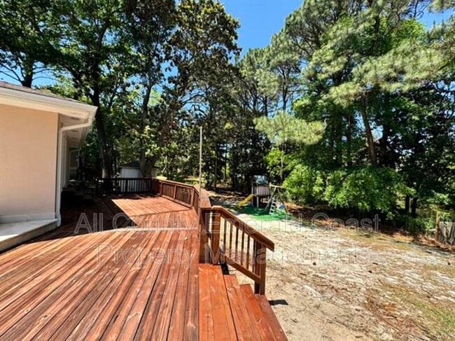 Building Photo - 847 Kell Aire Dr