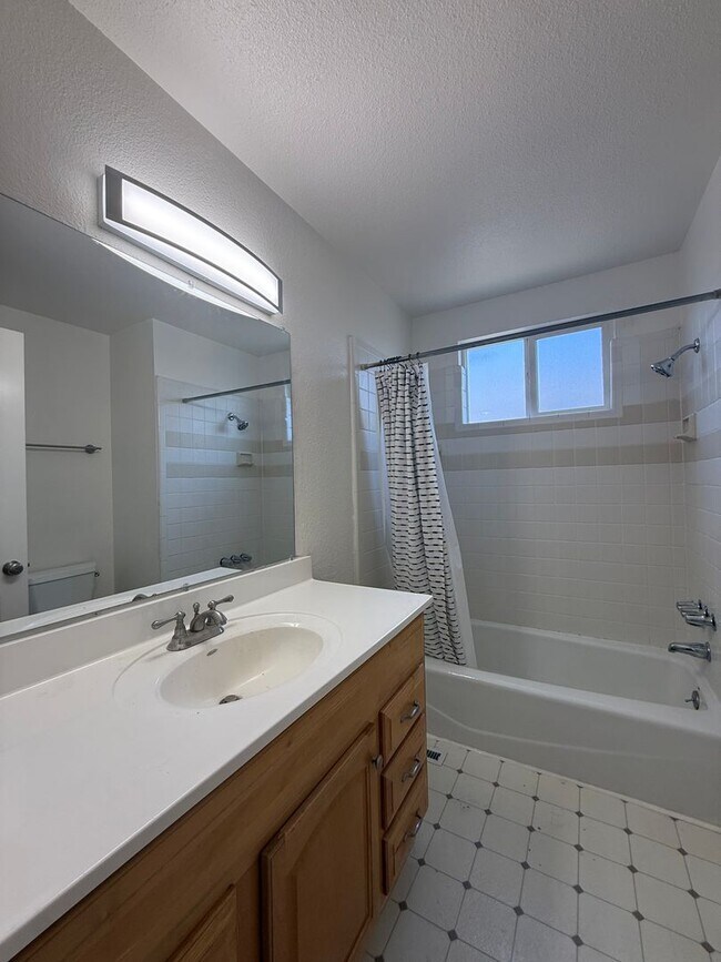 Building Photo - 1767 Cardel Way