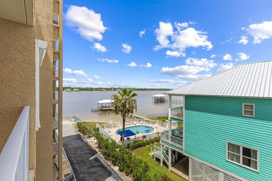 Building Photo - 1516 Sandpiper Ln