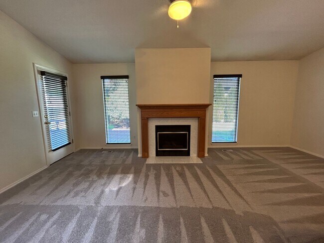 Building Photo - Charming Single-Level Home in Eagle with 3 Bedrooms and 2 Bathrooms! | $600 OFF FIRST MONTH'S RENT!!