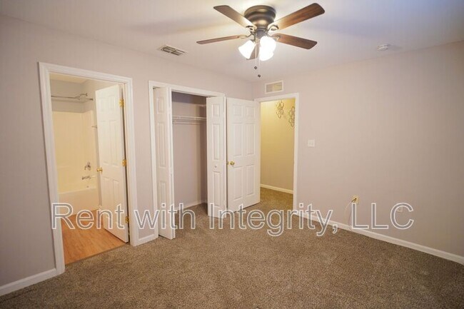 Building Photo - 2740 W Tharpe St