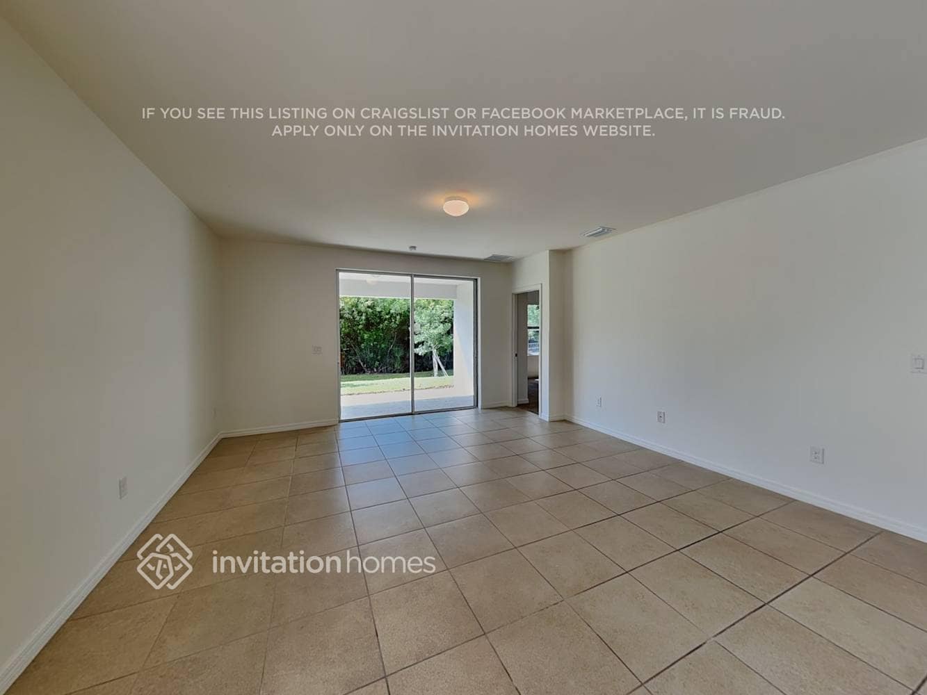 Building Photo - 7521 W Lenox Cir