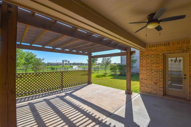 Building Photo - 23111 Broad Springs Court