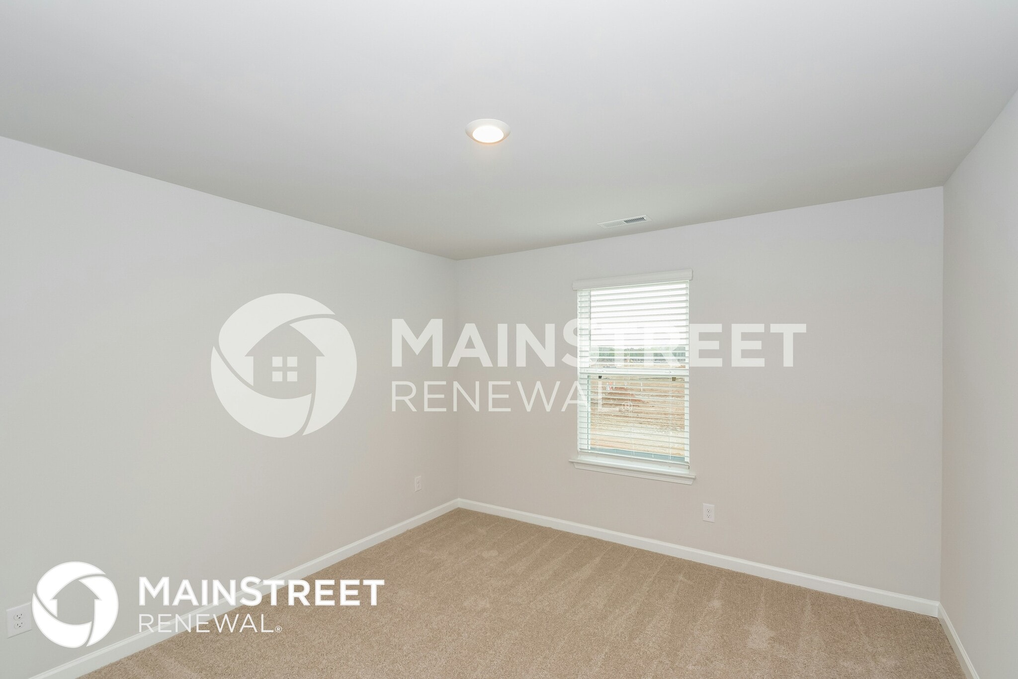 Building Photo - 2327 Curbow Dr