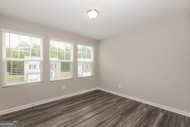 Building Photo - 4054 Kendrick Cir