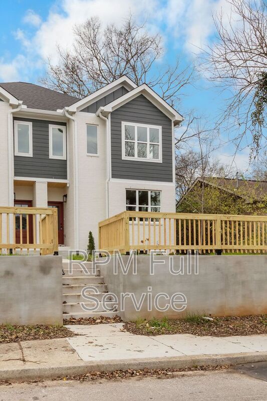 Building Photo - 2109 14th Ave N