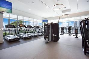 Building Photo - 17301 Biscayne Blvd