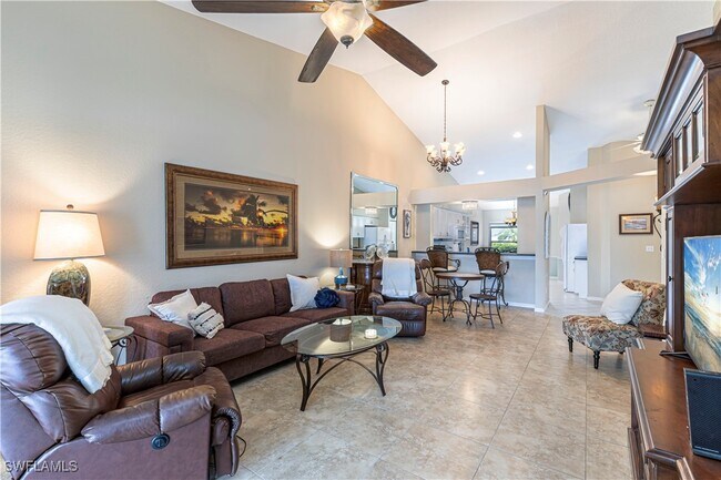 Building Photo - 5595 Greenwood Cir