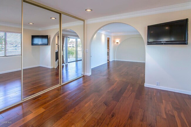 Building Photo - 2399 Windward Cir