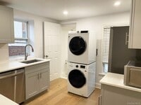 Building Photo - 153 Southside Ave