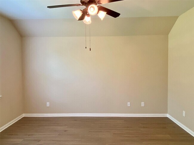 Building Photo - 7639 Daisy Port Ln