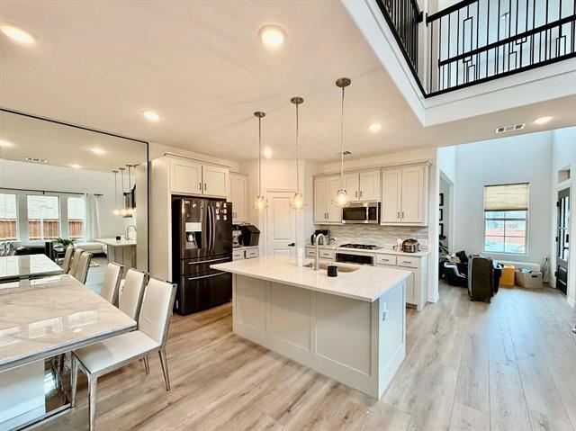 Building Photo - 2626 Bechtol St