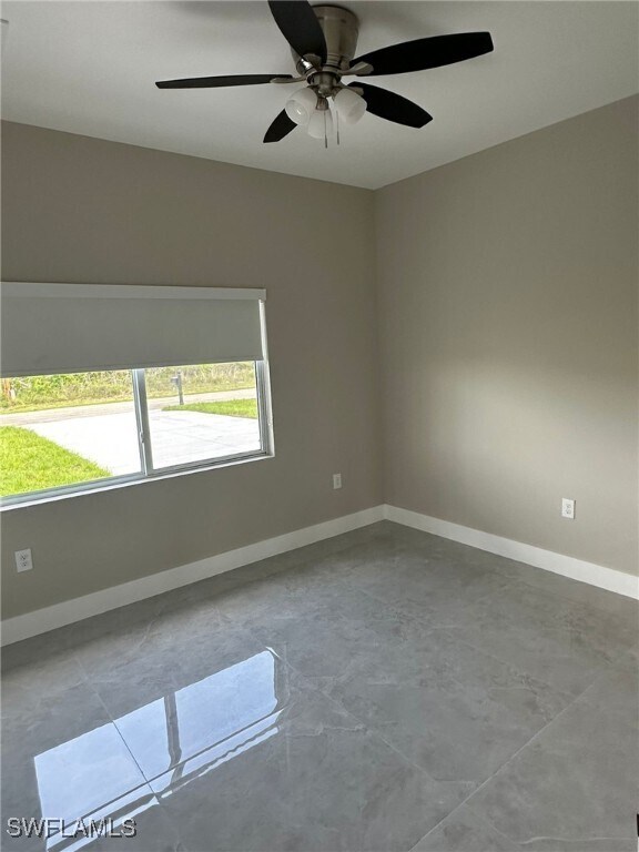 Building Photo - 961 Countess Ave