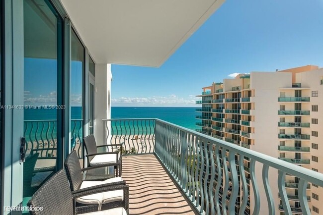 Building Photo - 2 br, 2 bath Condo - 1500 Ocean Dr # UPH-8