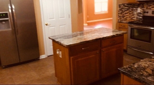 Building Photo - ****COMING SOON**** 2 Story Home in Ashley Woods Subdivision