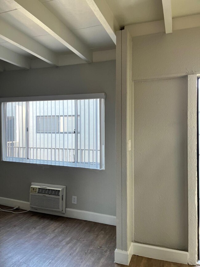 Interior Photo - 16131 Eucalyptus Ave