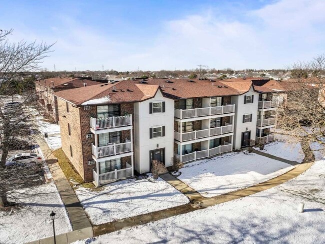 Building Photo - 225 S Gregory St