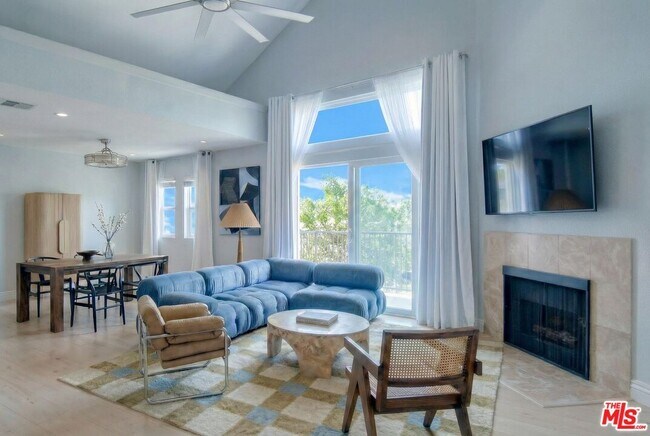 Building Photo - 12530 Venice Blvd.