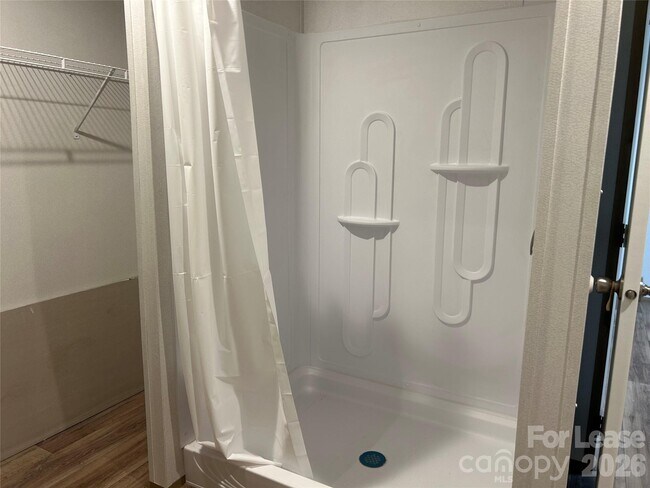 Building Photo - 128 Gatewood Dr