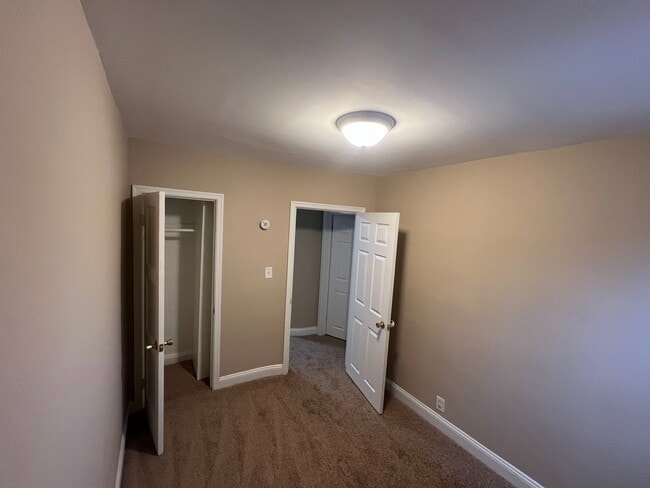 Building Photo - 44X Random Rd