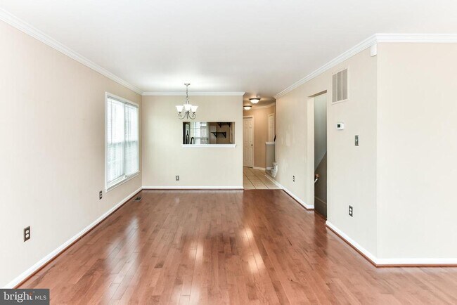 Building Photo - 12856 Mill Brook Ct