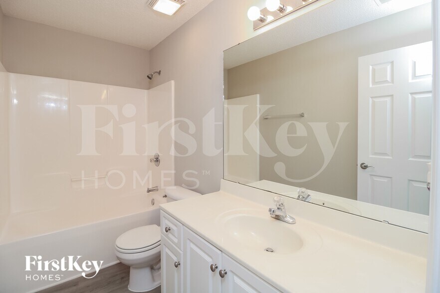 Building Photo - 793 Pecan Ridge Cir