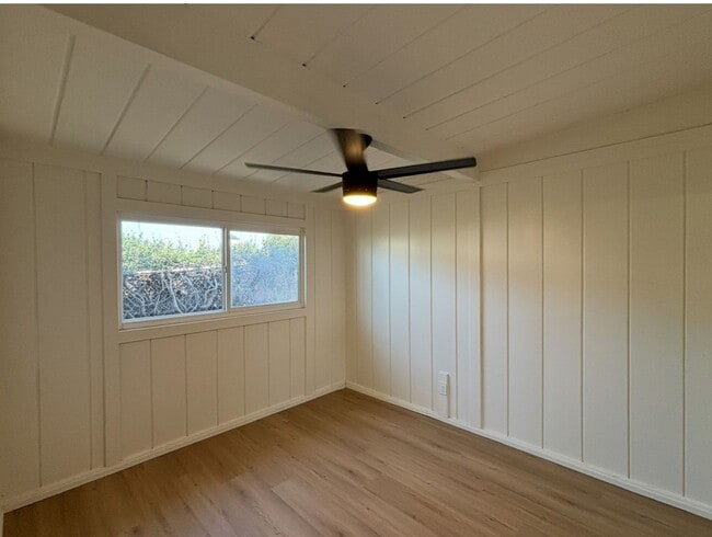 Building Photo - 2 bed 1 bath Duplex for Rent in Imperial Beach