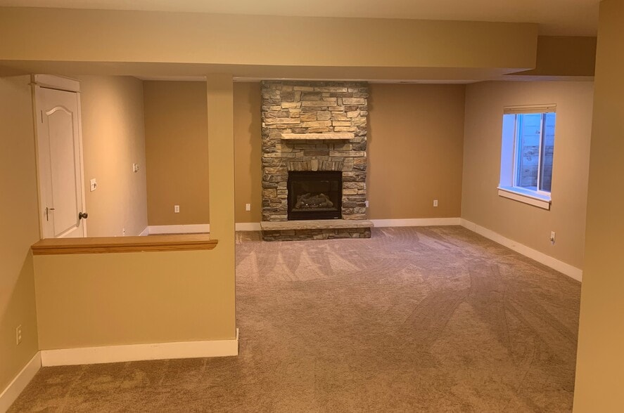 great room - 2569 N County Road 29