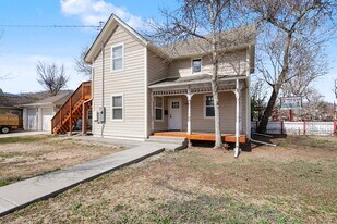 Building Photo - 1003 W Colorado Ave