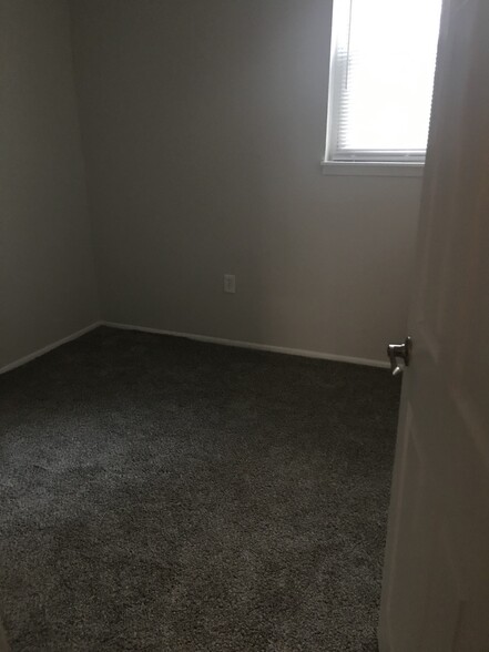 Building Photo - 4614 Silverwood St