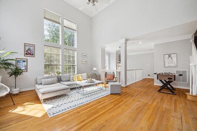Building Photo - 422 McGowen St