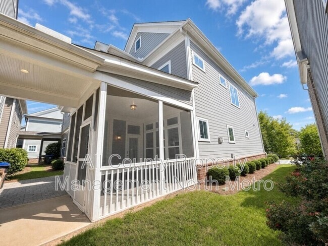 Building Photo - 2202 Haventree Ct