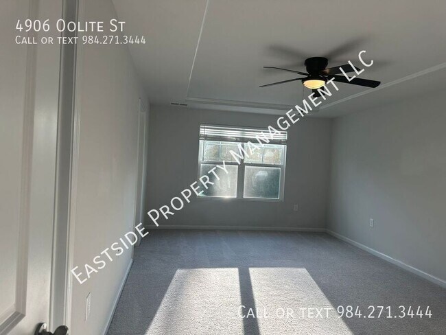 Building Photo - 4906 Oolite St