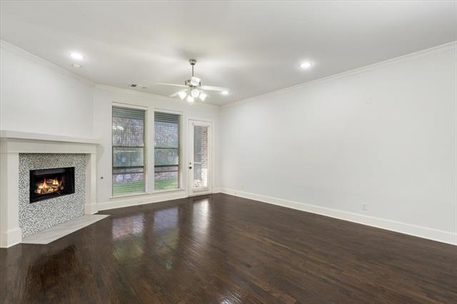 Building Photo - 910 Ontzlake Dr