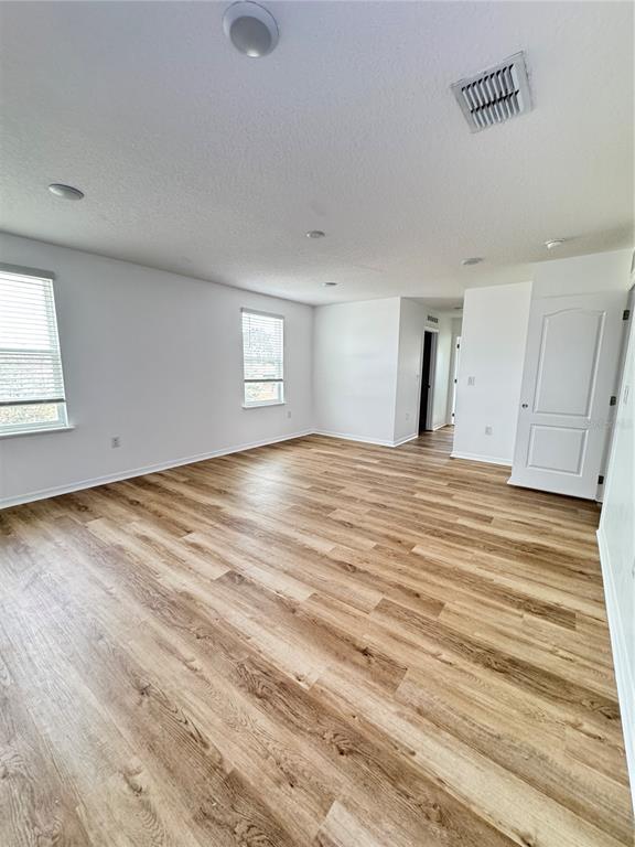 Building Photo - 803 James Dr