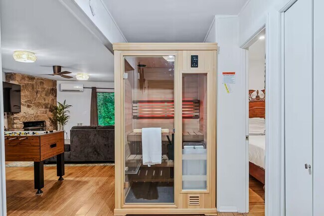 Building Photo - 2364 Willard Rd