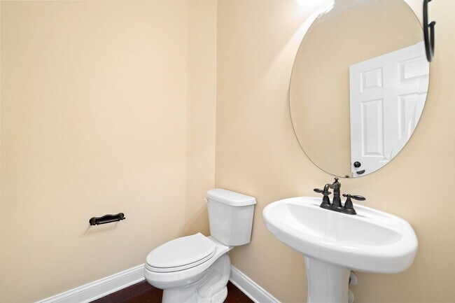 Building Photo - One of a Kind Custom 4 Bedroom, 2.5 Bath Beauty in Durham!