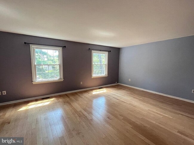 Building Photo - 9630 Kanfer Ct