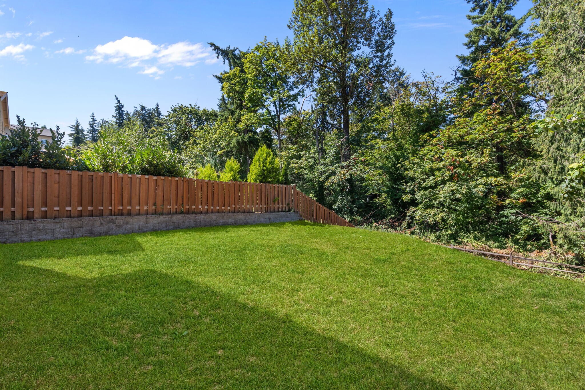 Building Photo - 22901 98th Pl S