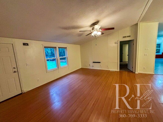 Building Photo - Spacious 3-Bedroom + Office Home with Larg...