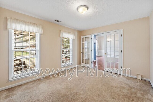 Building Photo - 435 St Julian Pl