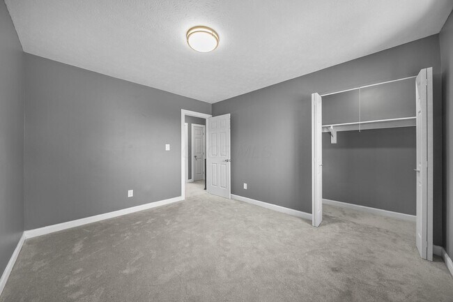 Building Photo - 3654 Arnelle Rd