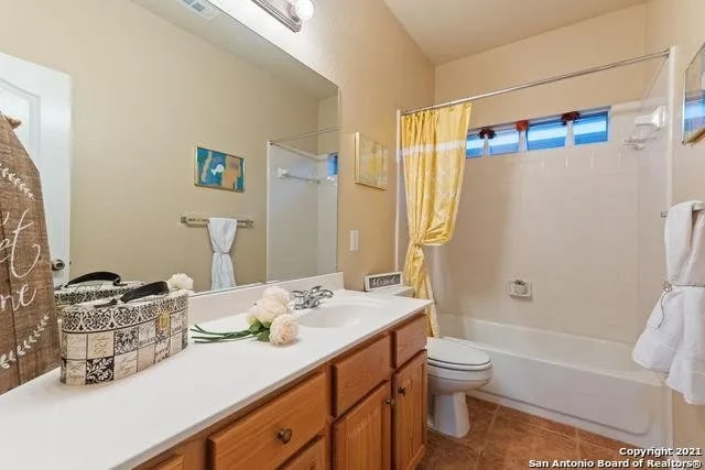 Building Photo - 8415 Spicewood Bend