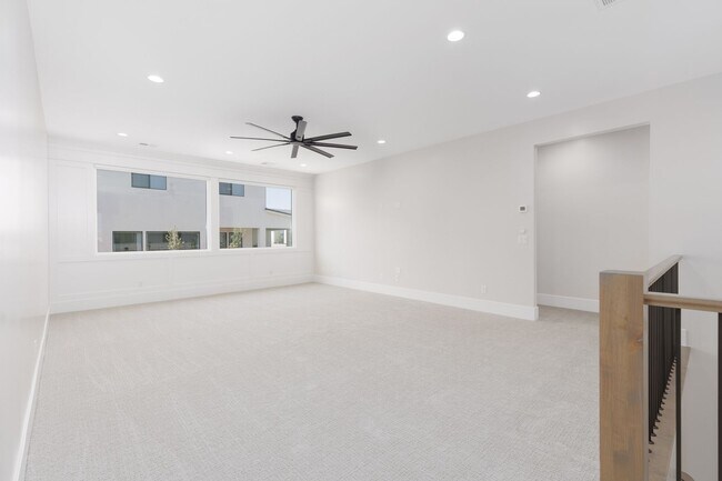 Building Photo - 2926 Naboo Ln