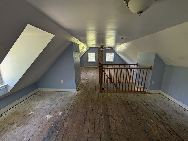 Building Photo - 1222 Stafford Rd