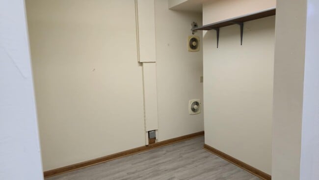 Building Photo - 1204 Washington St