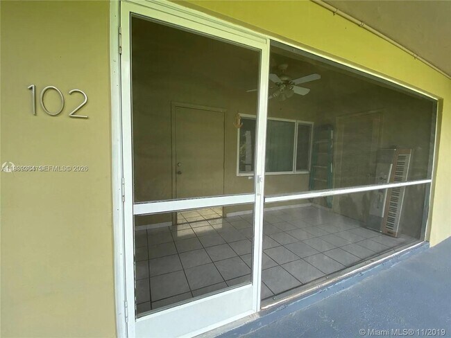 Building Photo - 270 Layne Blvd